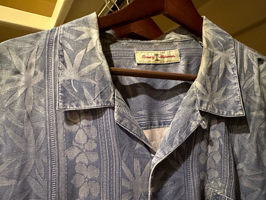 21 Tommy Bahama Shirts And 1 Tommy Bahama Jacket Mostly XXL And XXXL [CR] Retail Value Over $2,000 - See Photos [Photo 18]