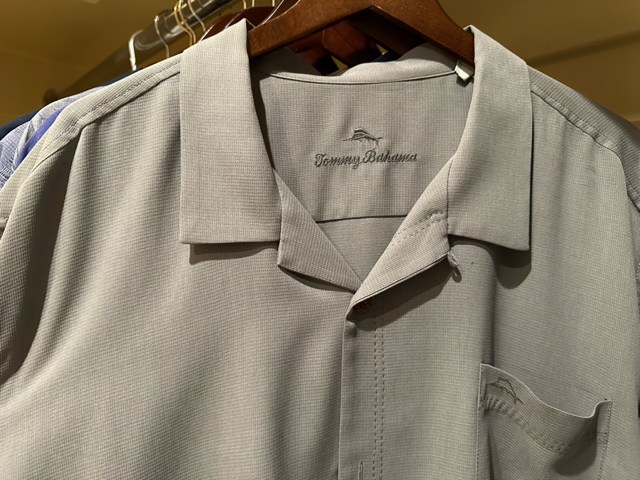 21 Tommy Bahama Shirts And 1 Tommy Bahama Jacket Mostly XXL And XXXL [CR] Retail Value Over $2,000 - See Photos [Photo 15]