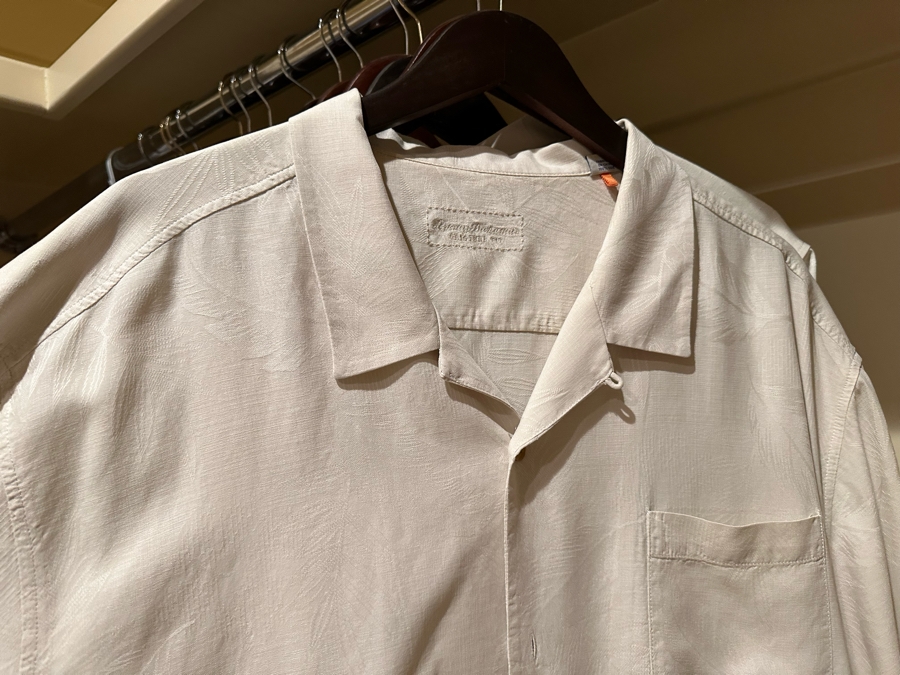21 Tommy Bahama Shirts And 1 Tommy Bahama Jacket Mostly XXL And XXXL [CR] Retail Value Over $2,000 - See Photos [Photo 11]