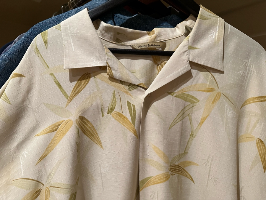 21 Tommy Bahama Shirts And 1 Tommy Bahama Jacket Mostly XXL And XXXL [CR] Retail Value Over $2,000 - See Photos [Photo 13]