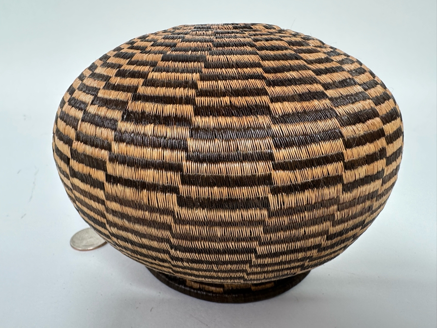 Wounaan Rainforest Baskets Of The Darien 5W X 5H [CA] Retails $360 [Photo 10]