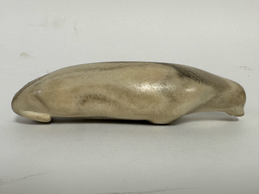 Signed Inuit Carved Bone Seal Acne Nullut 5W [CA] [Photo 10]