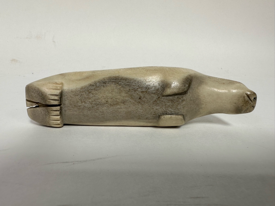 Signed Inuit Carved Bone Seal Acne Nullut 5W [CA] [Photo 15]
