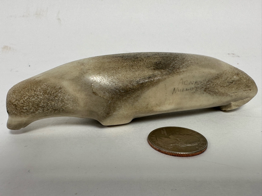 Signed Inuit Carved Bone Seal Acne Nullut 5W [CA] [Photo 3]