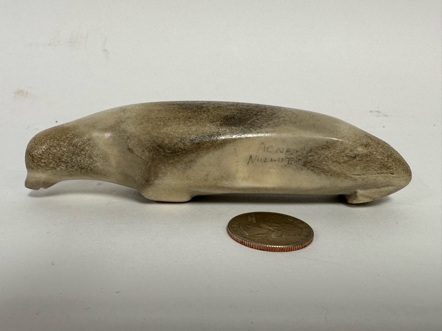 Signed Inuit Carved Bone Seal Acne Nullut 5W [CA] [Photo 4]