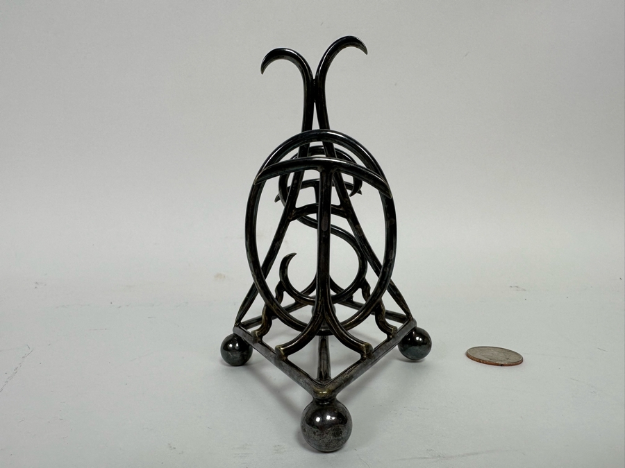 Silverplate Toast Rack Spells Out T O A S T 6.5W X 4D X 5H [CA] [Photo 6]