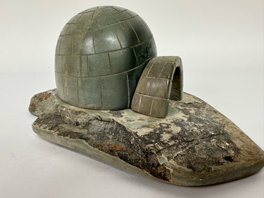 Carved Stone Eskimo Igloo Figurine 8.5W X 5D X 3.5H [CA] [Photo 8]