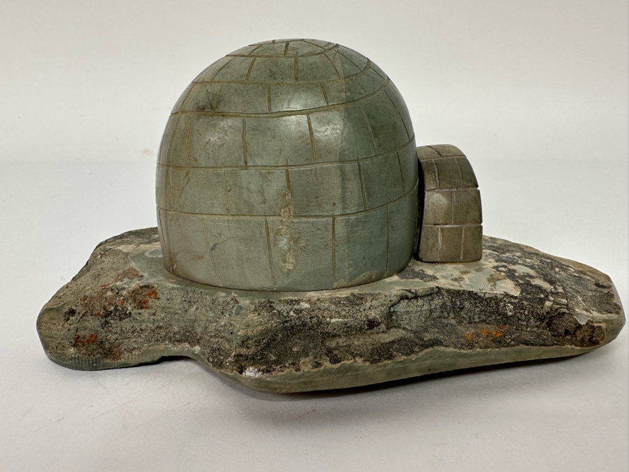 Carved Stone Eskimo Igloo Figurine 8.5W X 5D X 3.5H [CA] [Photo 9]