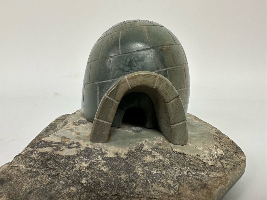 Carved Stone Eskimo Igloo Figurine 8.5W X 5D X 3.5H [CA] [Photo 7]