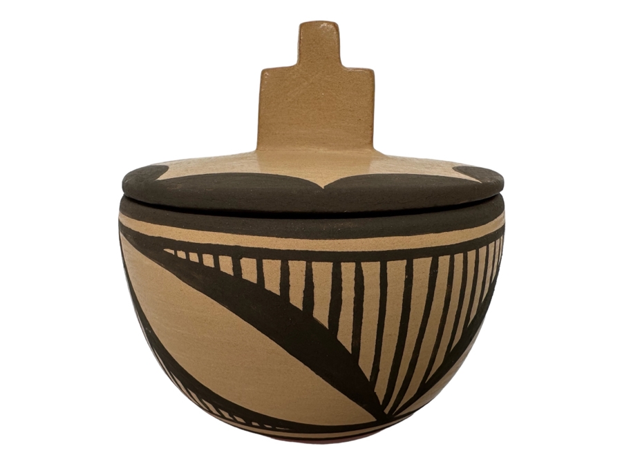 Eleanor Pino Griego Zia Pueblo Native American Pottery Pot With Lid 3.5W X 3.5H [CA] [Photo 1]