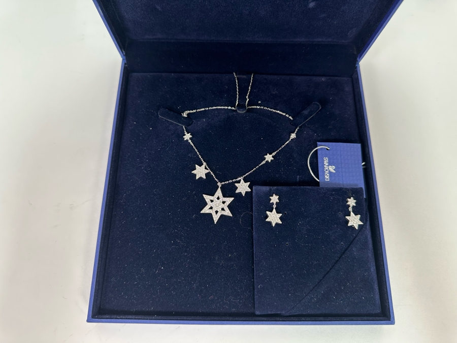 Swarovski Star Necklace With Matching Earrings [CA] [Photo 9]