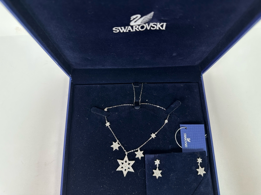 Swarovski Star Necklace With Matching Earrings [CA] [Photo 10]