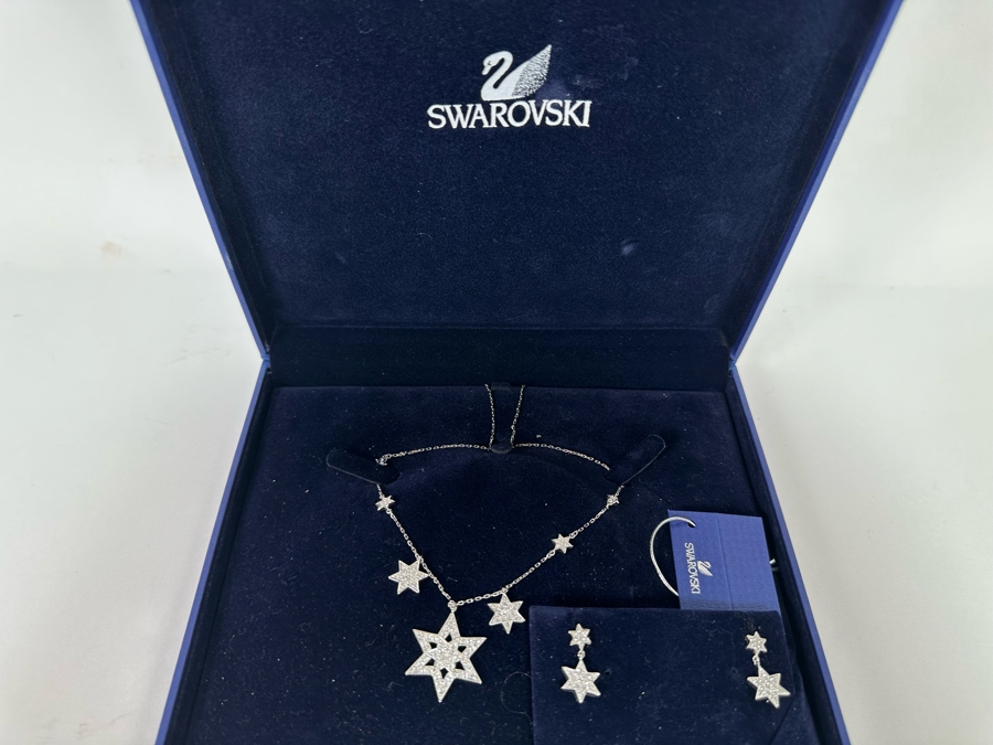 Swarovski Star Necklace With Matching Earrings [CA] [Photo 4]