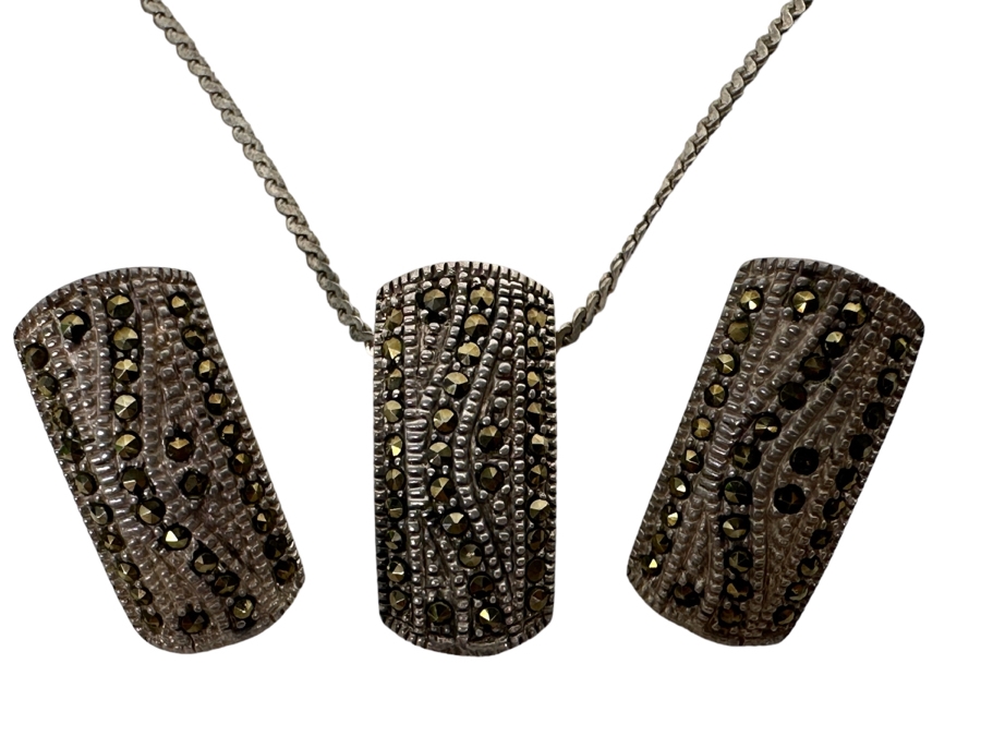 Vintage Sterling Silver Marcasite Pendant With 15' Sterling Necklace And Matching Earrings 12.8g [CA] [Photo 1]