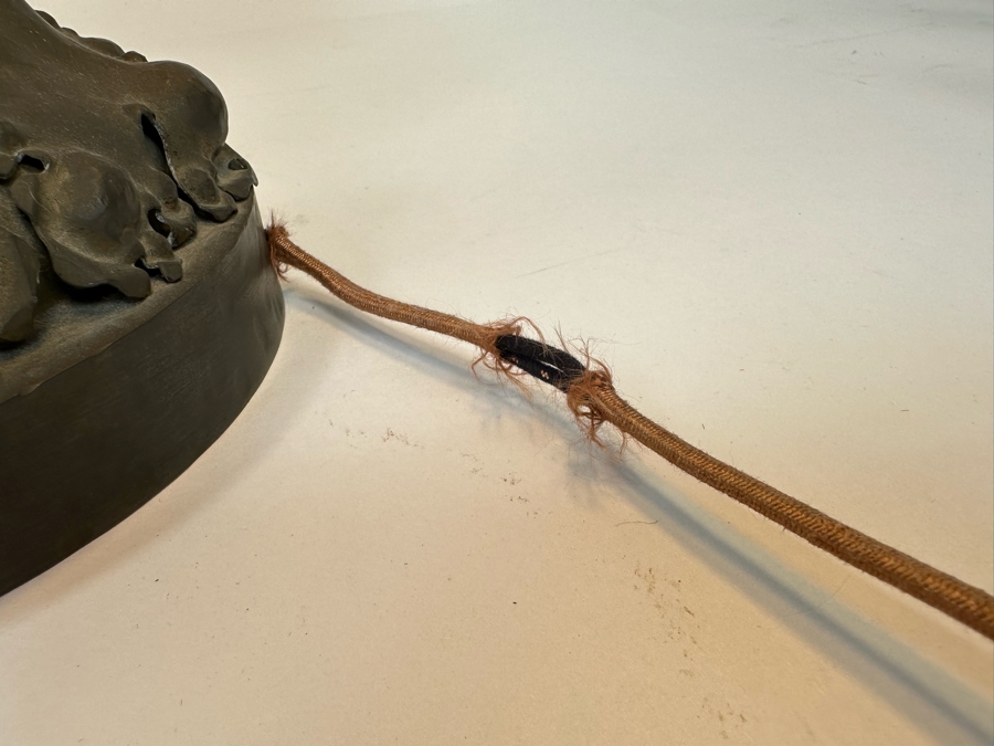 Stunning Stained Glass Dragonfly Tiffany Style Lamp Shade With Ornate Vintage Brass Metal Lamp Heavy 19W X 26H [Photo 13]