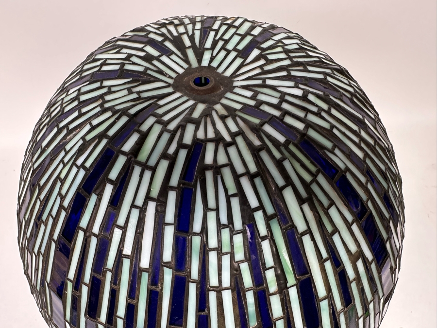 Beautiful Tiffany Style Stained Glass Lamp Shade 19W X 13H [Photo 5]