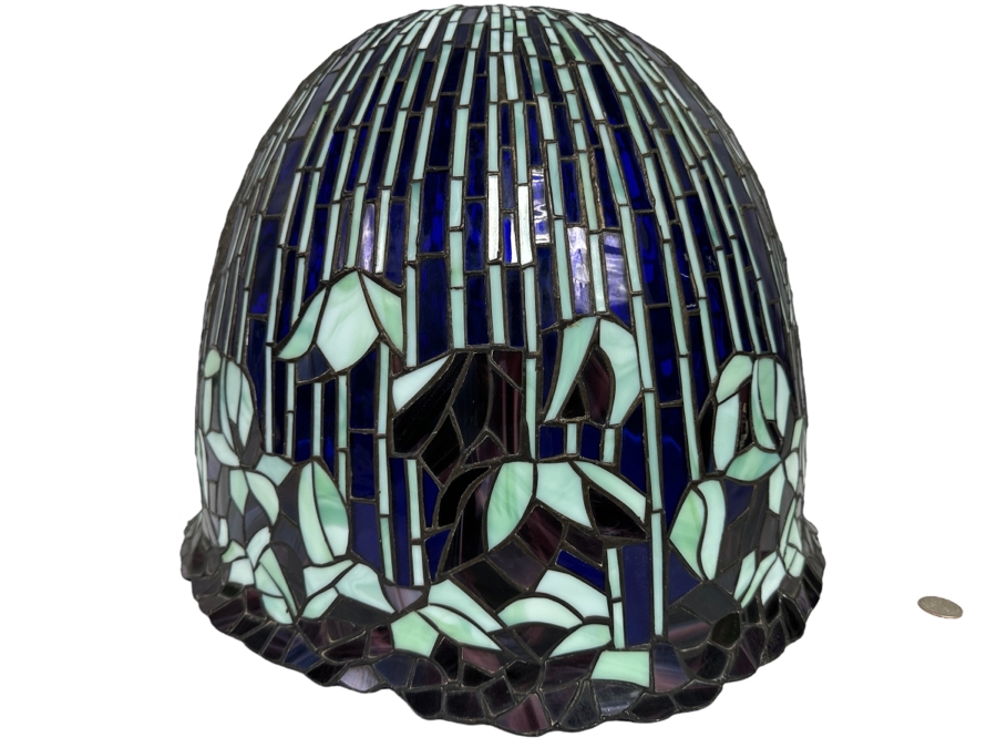 Beautiful Tiffany Style Stained Glass Lamp Shade 19W X 13H [Photo 1]