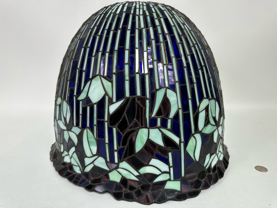 Beautiful Tiffany Style Stained Glass Lamp Shade 19W X 13H [Photo 2]