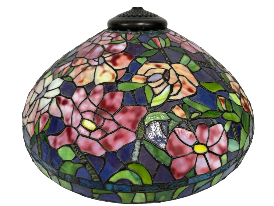 Stained Glass Lamp Shade 22.5W X 12H [Photo 1]