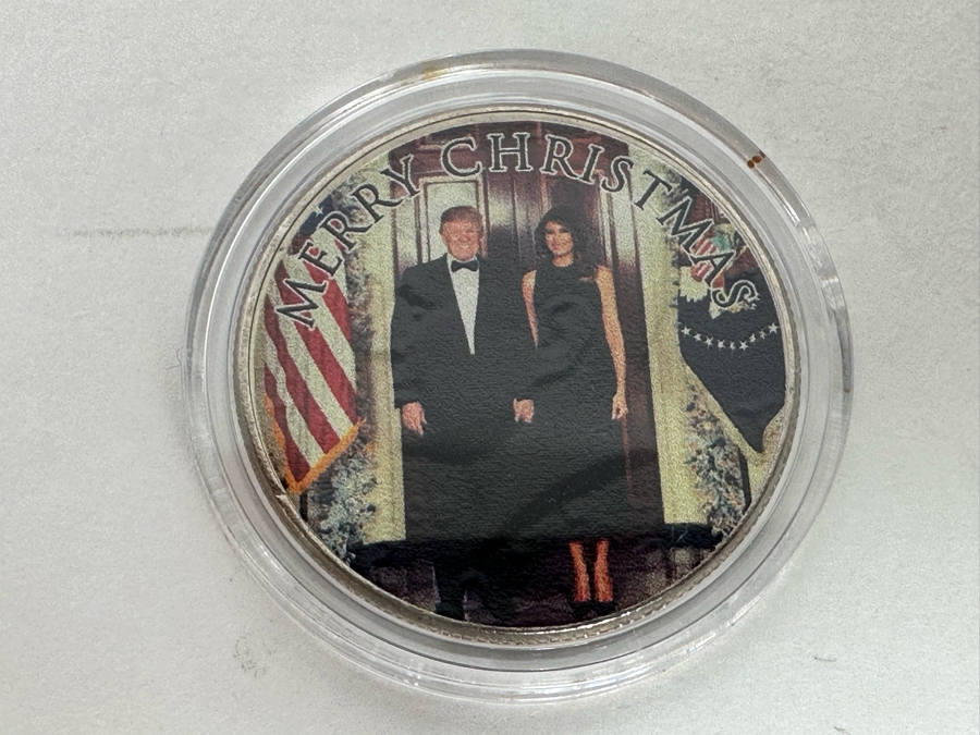 Northwest Territorial Mint NAVY Coin And Half Dollar Merry Christmas Coin With Donald And Melania Trump [Photo 5]