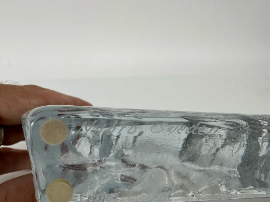 Signed Nybro Sweden Glass Golf Swing Paperweight 5W X 1D X 5.5H [Photo 7]