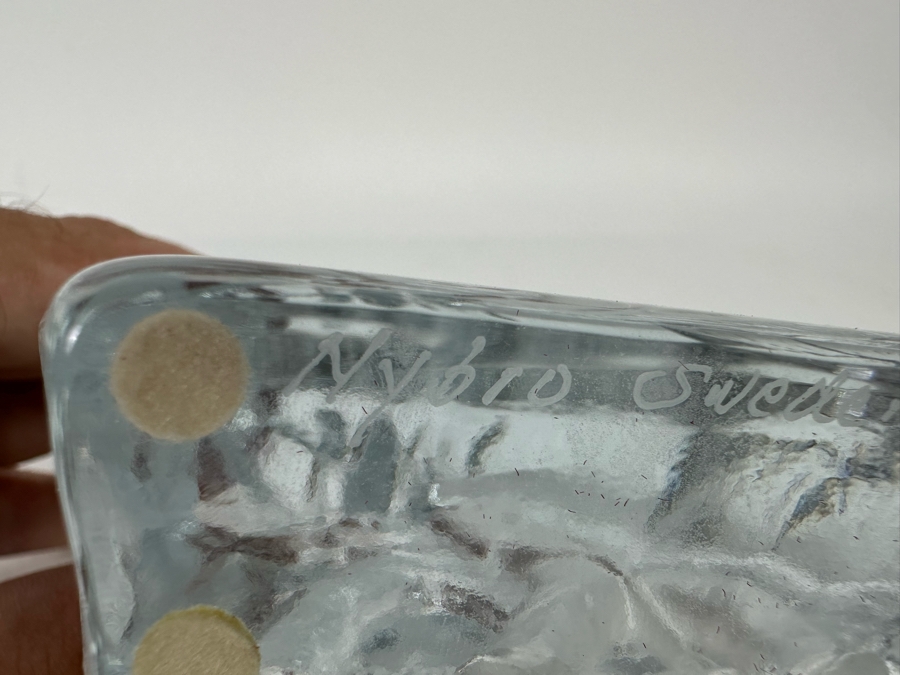 Signed Nybro Sweden Glass Golf Swing Paperweight 5W X 1D X 5.5H [Photo 8]