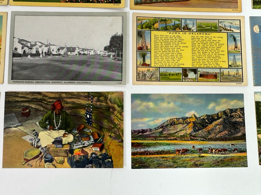 25 Vintage Postcards [Photo 11]