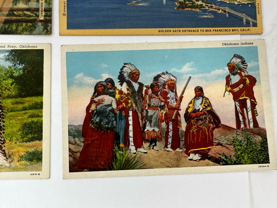 25 Vintage Postcards [Photo 11]