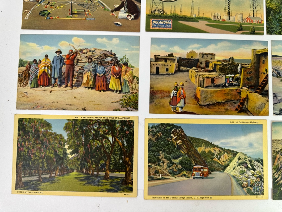 30 Vintage Postcards [Photo 9]