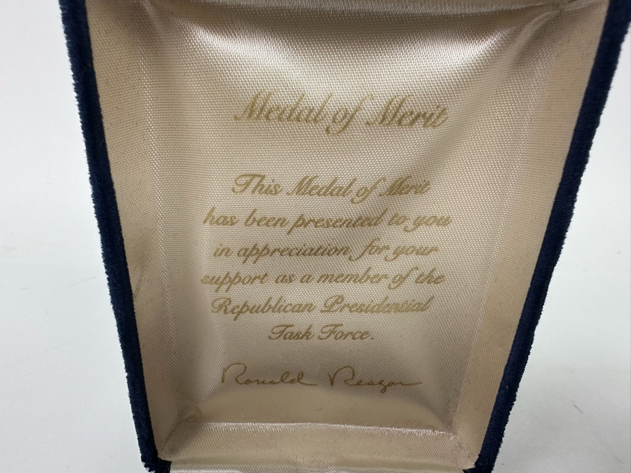 Ronald Reagan Republican Presidential Task Force Medal Of Merit With Presentation Box And Republican Presidential Task Force Pin [Photo 6]