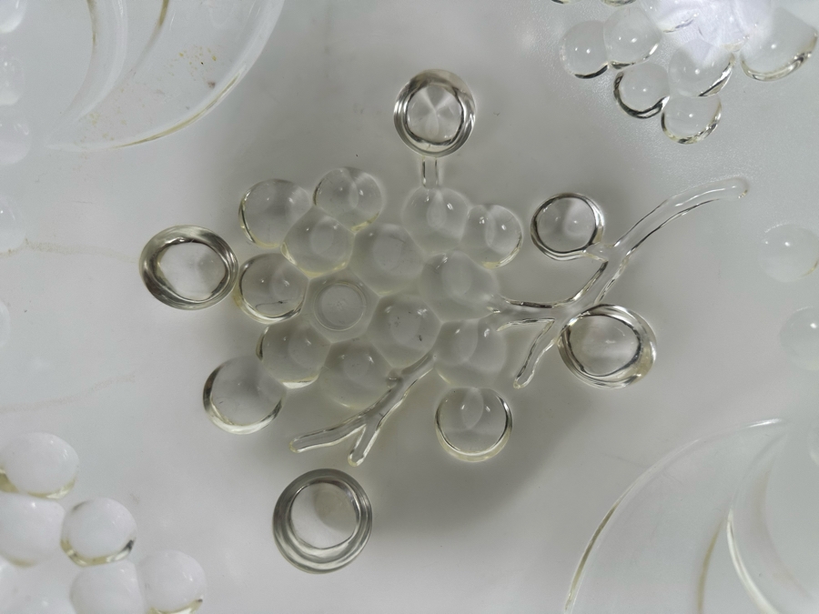 Acrylic Grape Motif Bowl 16W X 6H [Photo 5]