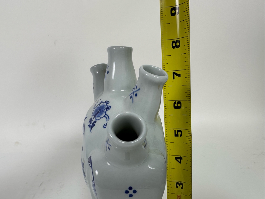 Delft Porcelain Vase 6.5W X 3D X 8H Retails $277 [Photo 11]