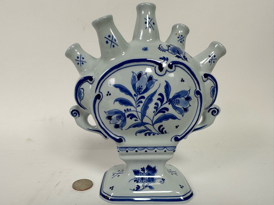 Delft Porcelain Vase 6.5W X 3D X 8H Retails $277 [Photo 3]