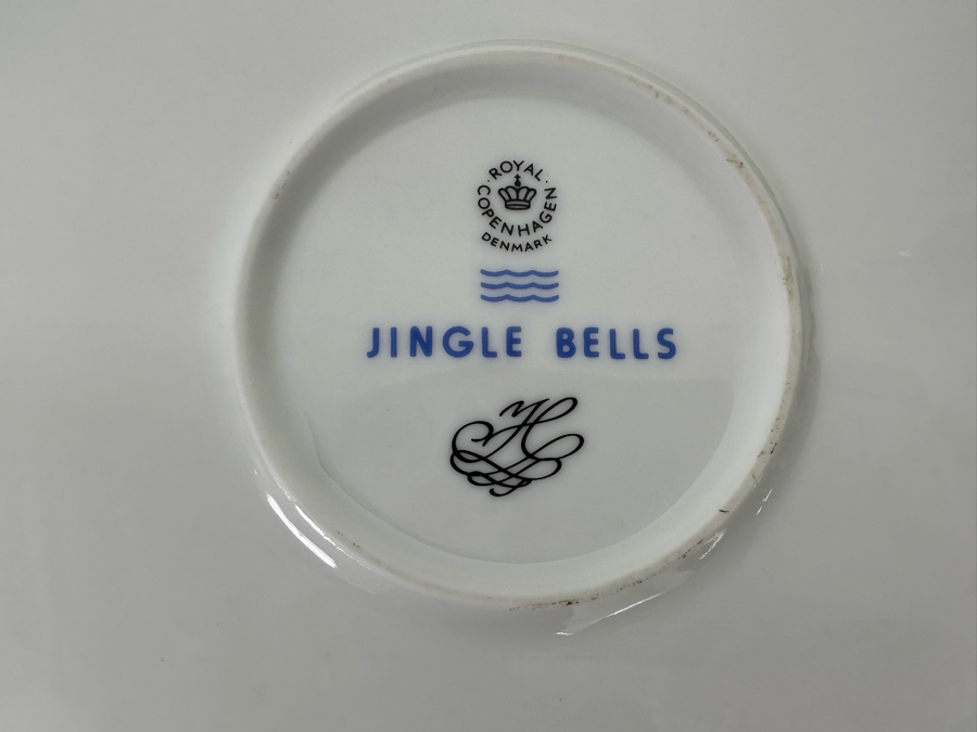 Royal Copenhagen Denmark Jingle Bells Plate 12R [Photo 8]