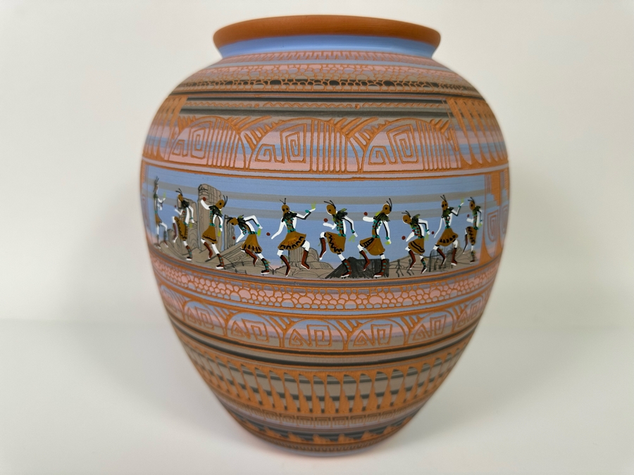 Ben Billy Navajo Native American Etched And Hand Painted Pottery 6W X 10H Retails $480 [Photo 3]