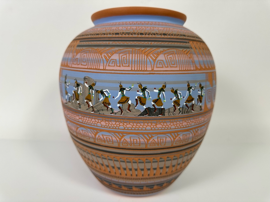 Ben Billy Navajo Native American Etched And Hand Painted Pottery 6W X 10H Retails $480 [Photo 2]