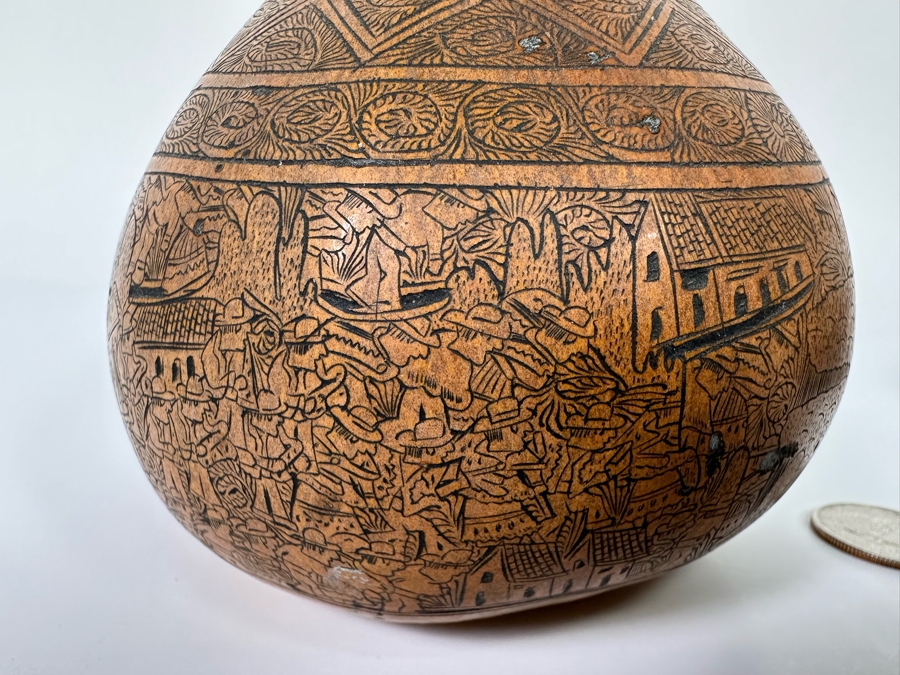Pair Of Intricately Hand Carved Peruvian Gourds 3.5H and 4.25H [Photo 15]
