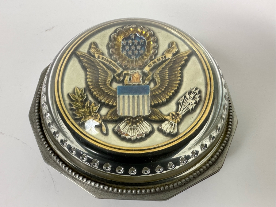 Limited Edition Meadow Mountain Designs Gold Leaf Pewter Crystal Paperweight Great Seal Of The United States E Pluribus Unum Eagle By Charles Hill 3.5W [Photo 3]