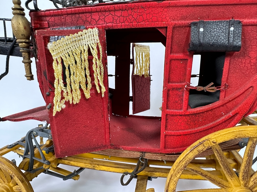 Western Stagecoach Model 10H [Photo 4]