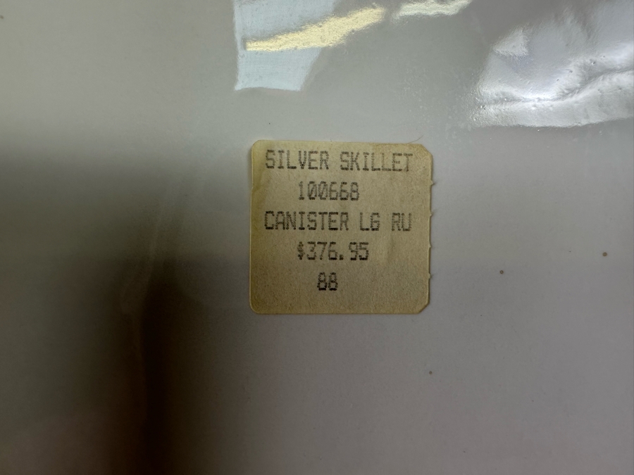 Large Hand Painted Italian Mojolica Oval Canister With Lid Dervta For Artistica 14W X 8.5D X 16H Retails $376 [Photo 9]