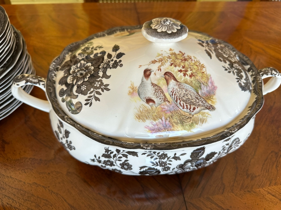 The Royal Worcester Group Palissy England Game Series China Service - See Photos [Photo 16]