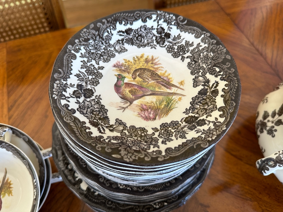 The Royal Worcester Group Palissy England Game Series China Service - See Photos [Photo 15]
