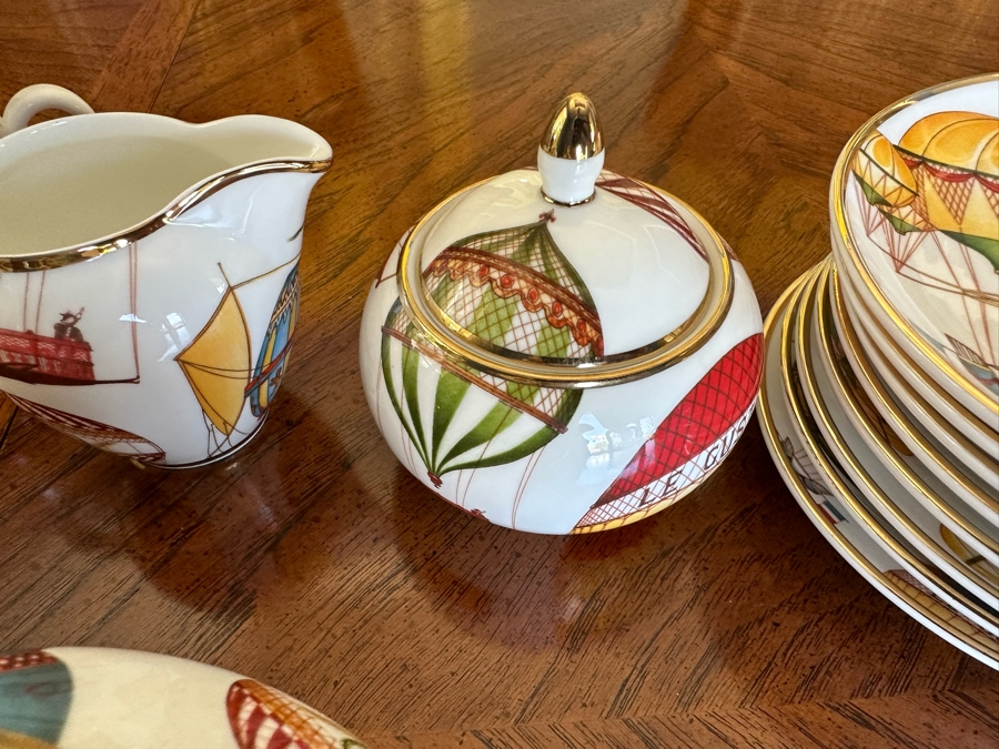 Hand Decorated Rococo English China Tea Service Hot Air Balloon Pattern [Photo 6]