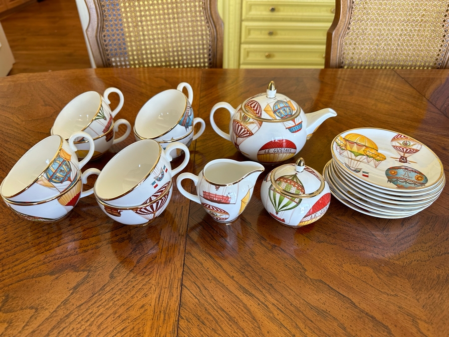 Hand Decorated Rococo English China Tea Service Hot Air Balloon Pattern [Photo 2]