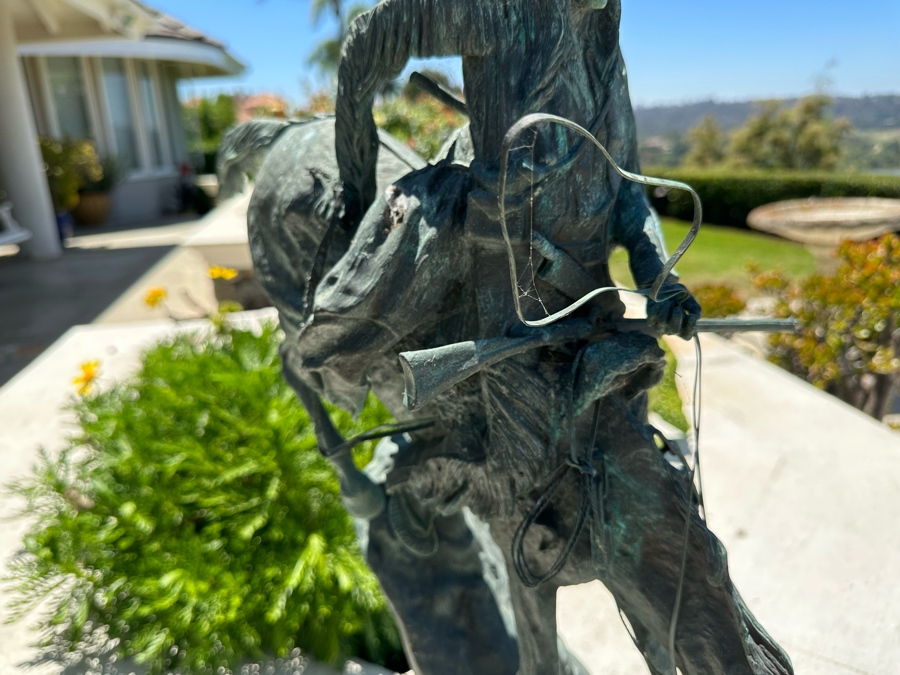 Frederic Remington Bronze Statue Titled 'Mountain Man' 11W X 10D X 27.5H [Photo 16]