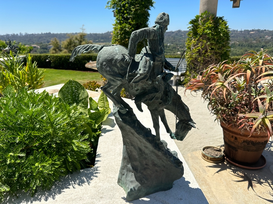 Frederic Remington Bronze Statue Titled 'Mountain Man' 11W X 10D X 27.5H [Photo 12]