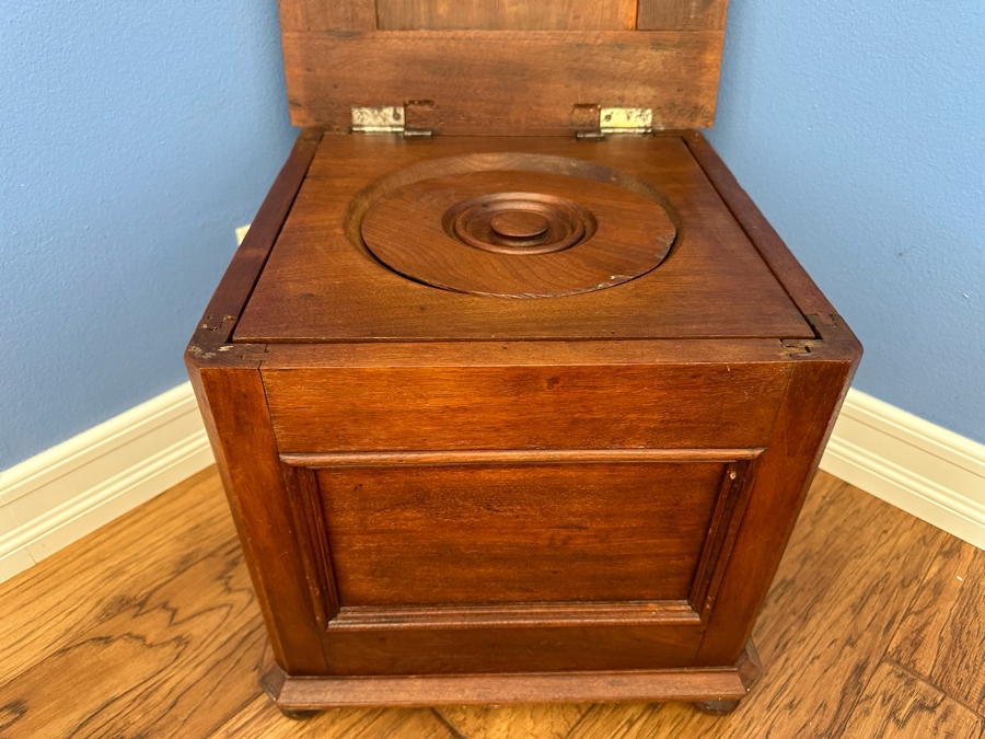 Antique Wooden Commode 15.5H