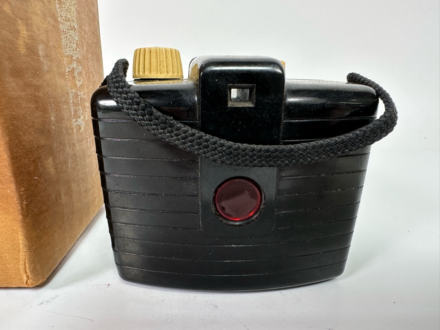 Mid Century Kodak Brownie Bullet Camera With Original Box No 26