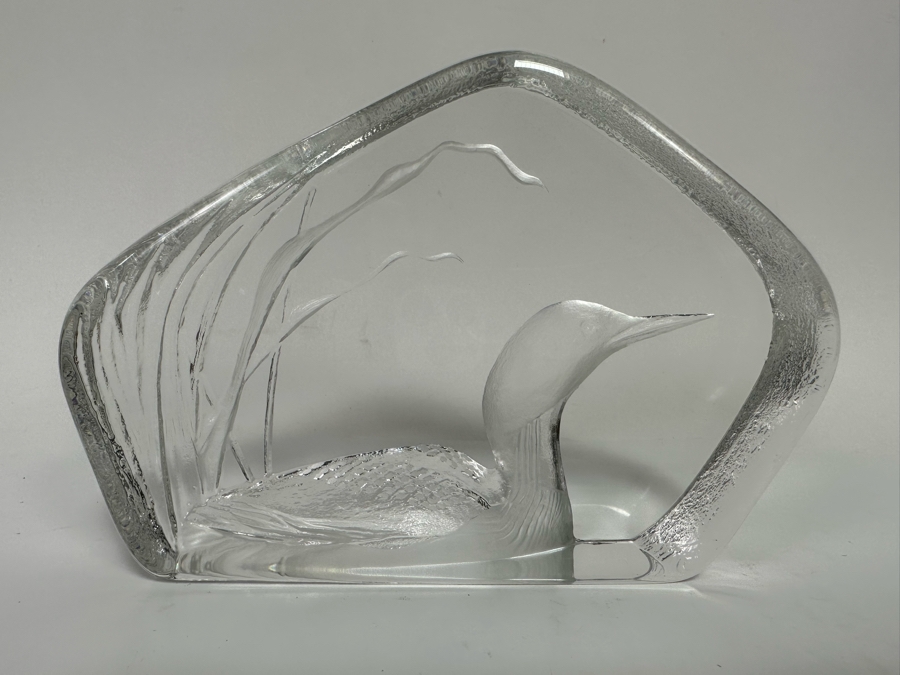 Mats Jonasson Loon Swedish Clear Crystal Art Glass Signed 4.5H [Photo 2]