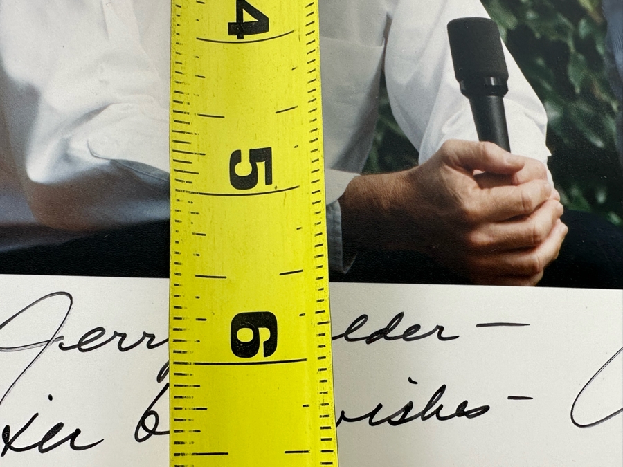 Hand Signed Dan Quayle Photograph Of Vice President Of United States From 1989-1993 With Client 8 X 6 [Photo 6]